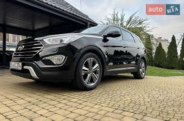 Внедорожник / Кроссовер Hyundai Grand Santa Fe 2015 в 