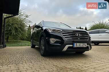 Внедорожник / Кроссовер Hyundai Grand Santa Fe 2015 в 
