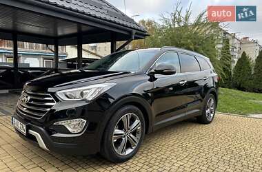 Внедорожник / Кроссовер Hyundai Grand Santa Fe 2015 в 