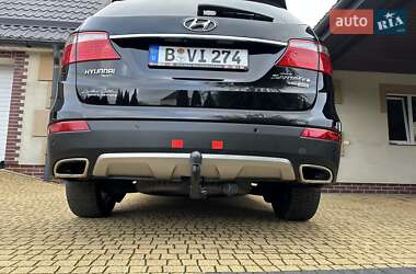 Внедорожник / Кроссовер Hyundai Grand Santa Fe 2015 в 