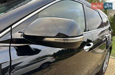 Внедорожник / Кроссовер Hyundai Grand Santa Fe 2015 в 