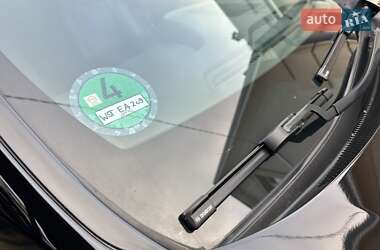 Внедорожник / Кроссовер Hyundai Grand Santa Fe 2015 в 