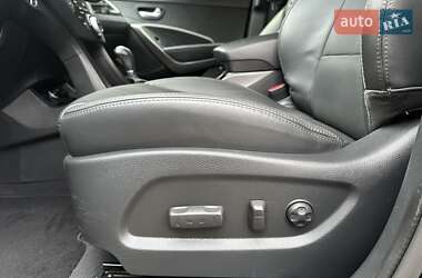Внедорожник / Кроссовер Hyundai Grand Santa Fe 2015 в 