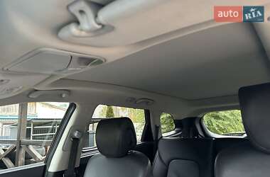 Внедорожник / Кроссовер Hyundai Grand Santa Fe 2015 в 