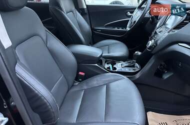 Внедорожник / Кроссовер Hyundai Grand Santa Fe 2015 в 
