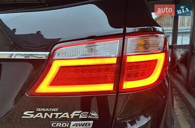 Внедорожник / Кроссовер Hyundai Grand Santa Fe 2015 в 