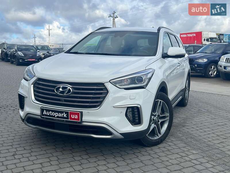 Hyundai Grand Santa Fe 2019