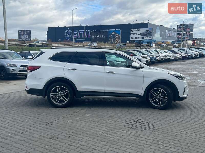Внедорожник / Кроссовер Hyundai Grand Santa Fe 2019 в Львове