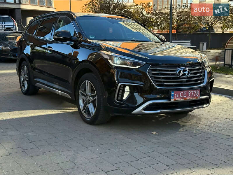 Внедорожник / Кроссовер Hyundai Grand Santa Fe 2018 в Ивано-Франковске