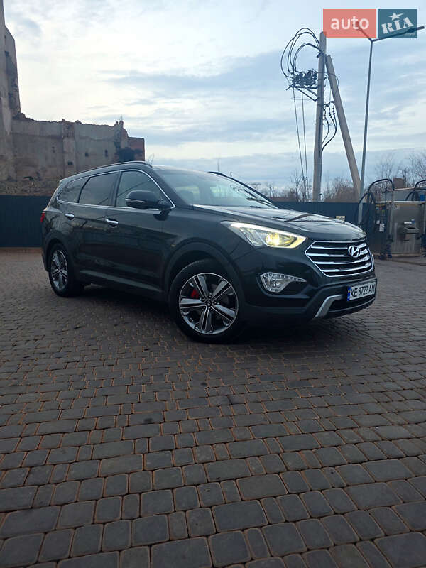 Внедорожник / Кроссовер Hyundai Grand Santa Fe 2014 в Кривом Роге