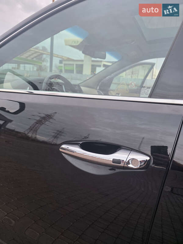 Внедорожник / Кроссовер Hyundai Grand Santa Fe 2014 в Кривом Роге