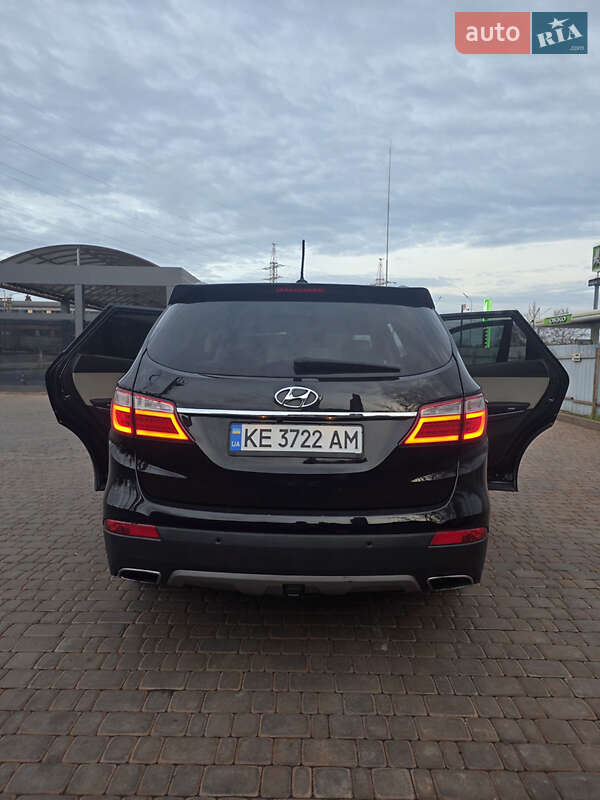 Внедорожник / Кроссовер Hyundai Grand Santa Fe 2014 в Кривом Роге