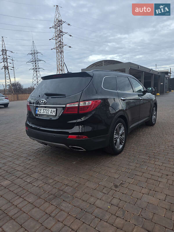 Внедорожник / Кроссовер Hyundai Grand Santa Fe 2014 в Кривом Роге