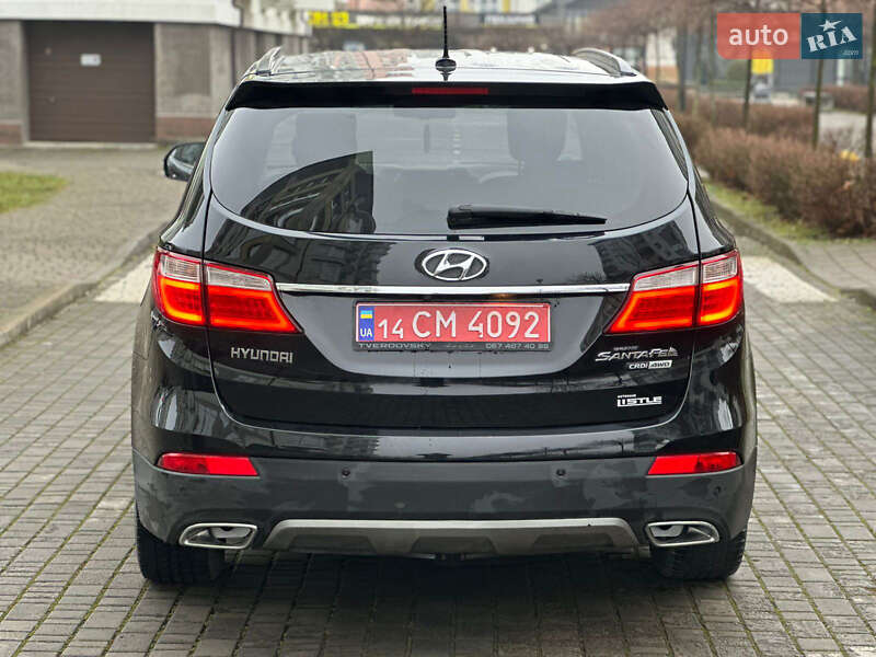 Внедорожник / Кроссовер Hyundai Grand Santa Fe 2015 в Ивано-Франковске