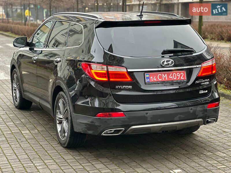 Внедорожник / Кроссовер Hyundai Grand Santa Fe 2015 в Ивано-Франковске