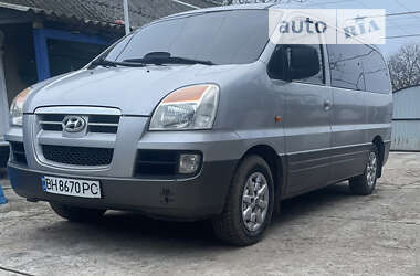 Мінівен Hyundai Grand Starex 2005 в Одесі