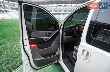 Минивэн Hyundai Grand Starex 2019 в 