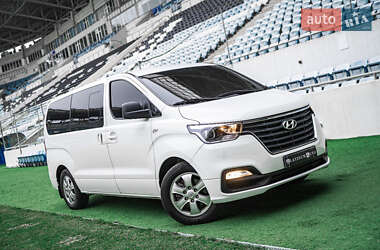 Минивэн Hyundai Grand Starex 2019 в 