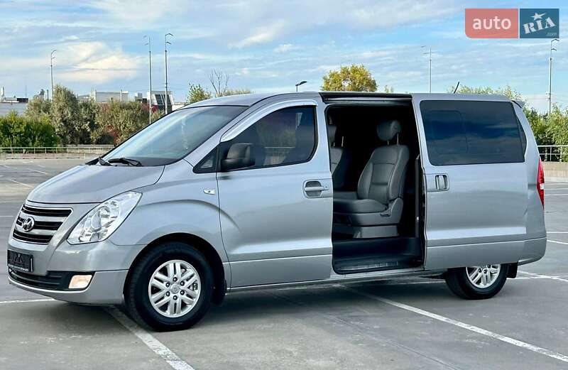 Минивэн Hyundai Grand Starex 2017 в Киеве фото 26 Минивэн Hyundai Grand Starex 2017 в Киеве