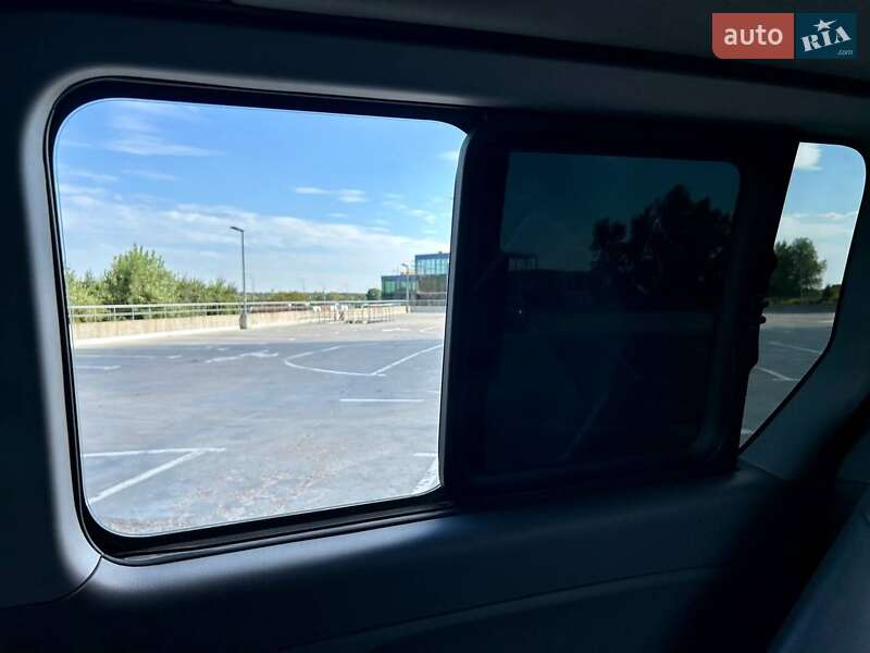 Минивэн Hyundai Grand Starex 2017 в Киеве фото 99 Минивэн Hyundai Grand Starex 2017 в Киеве