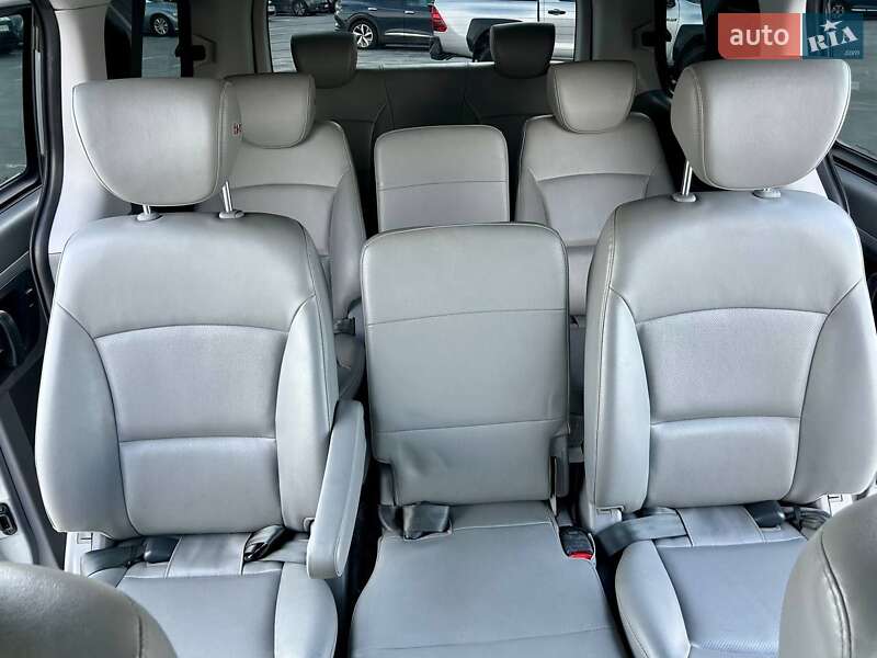 Минивэн Hyundai Grand Starex 2017 в Киеве фото 108 Минивэн Hyundai Grand Starex 2017 в Киеве