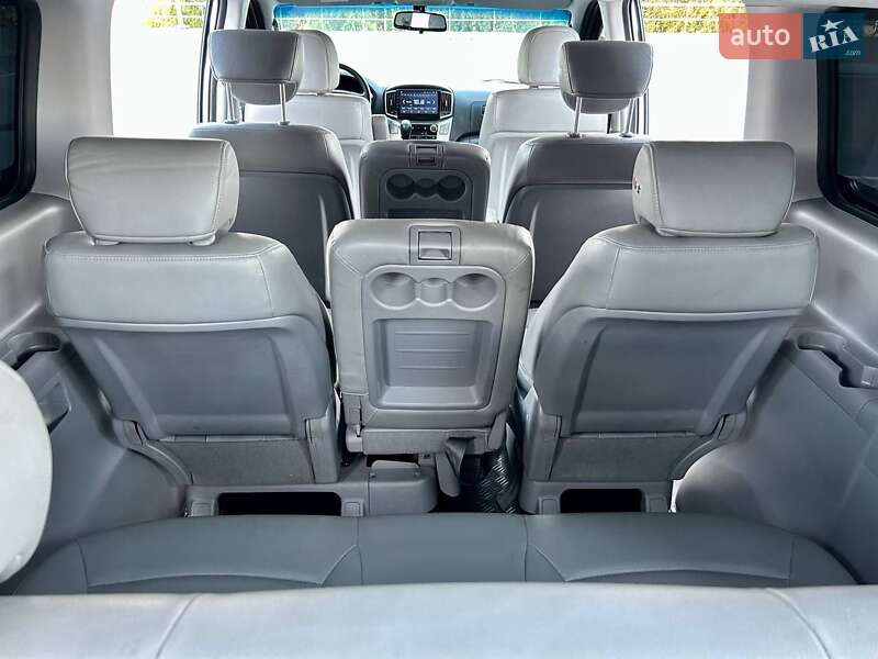 Минивэн Hyundai Grand Starex 2017 в Киеве фото 113 Минивэн Hyundai Grand Starex 2017 в Киеве