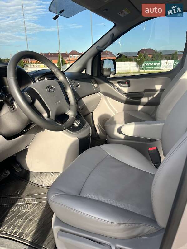 Мінівен Hyundai Grand Starex 2020 в Жашківу