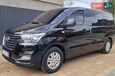 Мінівен Hyundai Grand Starex 2018 в Києві