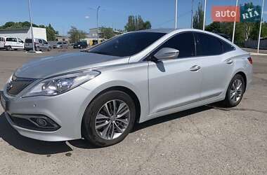 Седан Hyundai Grandeur 2015 в Николаеве
