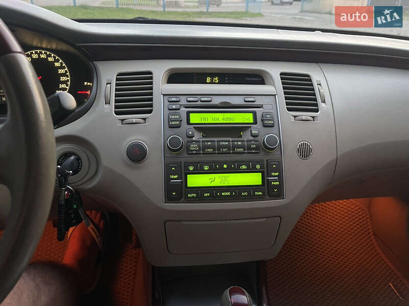 Седан Hyundai Grandeur 2007 в Вижнице