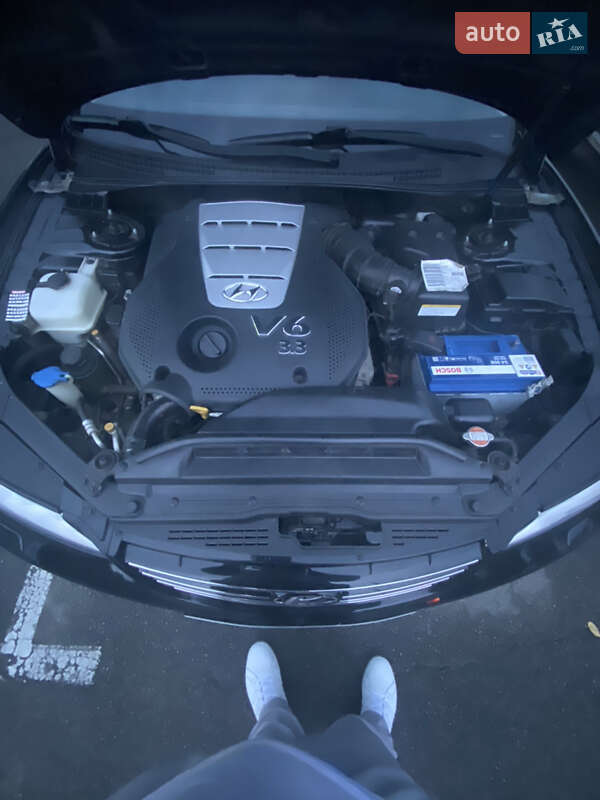 Седан Hyundai Grandeur 2008 в Буче