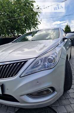 Седан Hyundai Grandeur 2013 в Кривом Роге