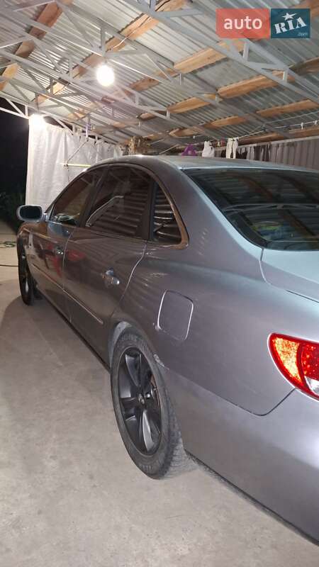 Седан Hyundai Grandeur 2008 в Сумах