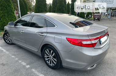 Седан Hyundai Grandeur 2012 в Черкасах