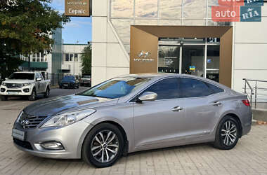 Седан Hyundai Grandeur 2012 в Черкасах