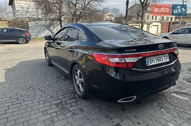 Седан Hyundai Grandeur 2011 в 
