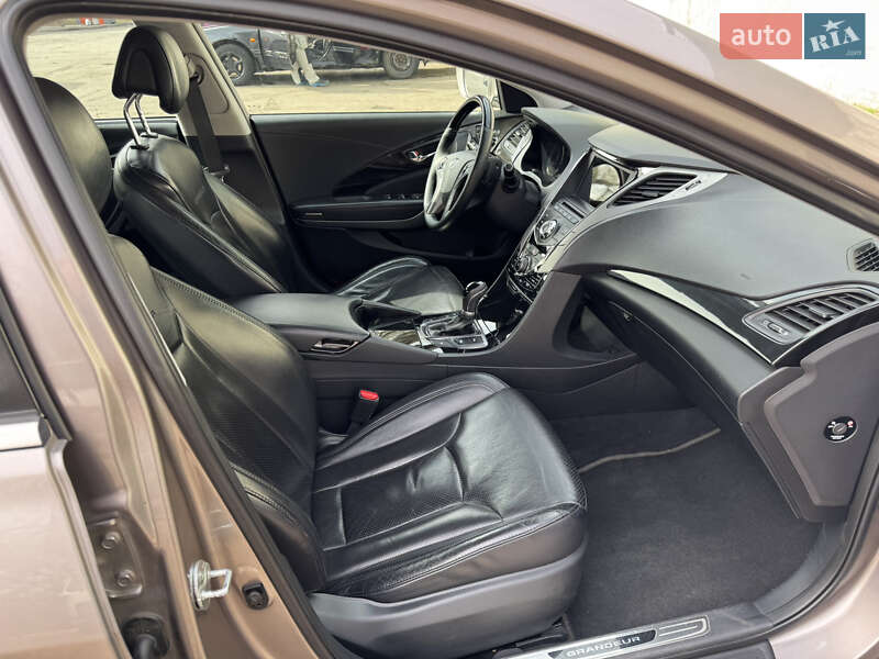 Седан Hyundai Grandeur 2013 в Києві