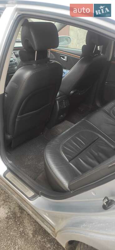 Седан Hyundai Grandeur 2006 в Кропивницькому