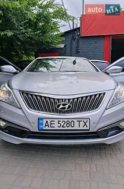 Седан Hyundai Grandeur 2015 в Терновке