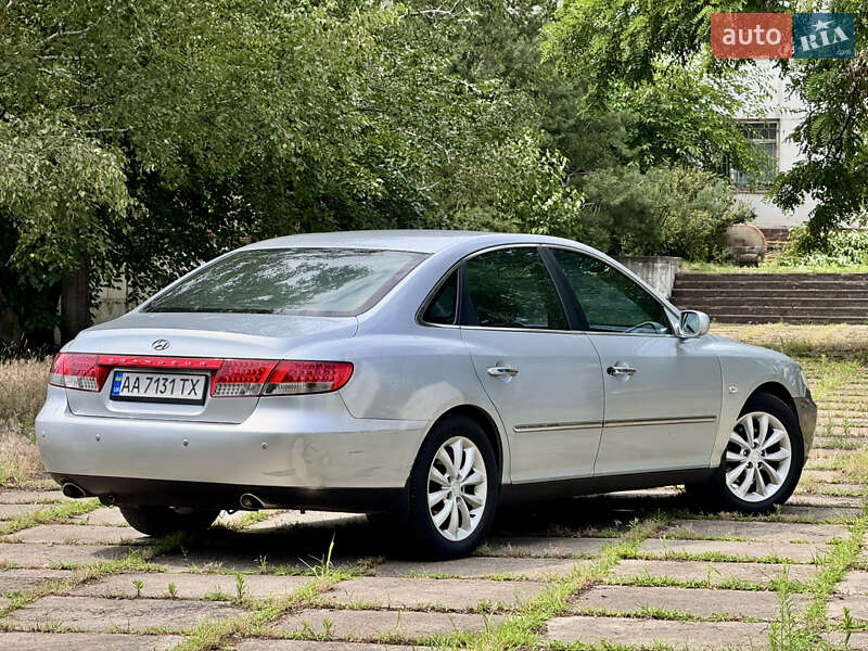 Седан Hyundai Grandeur 2006 в Києві