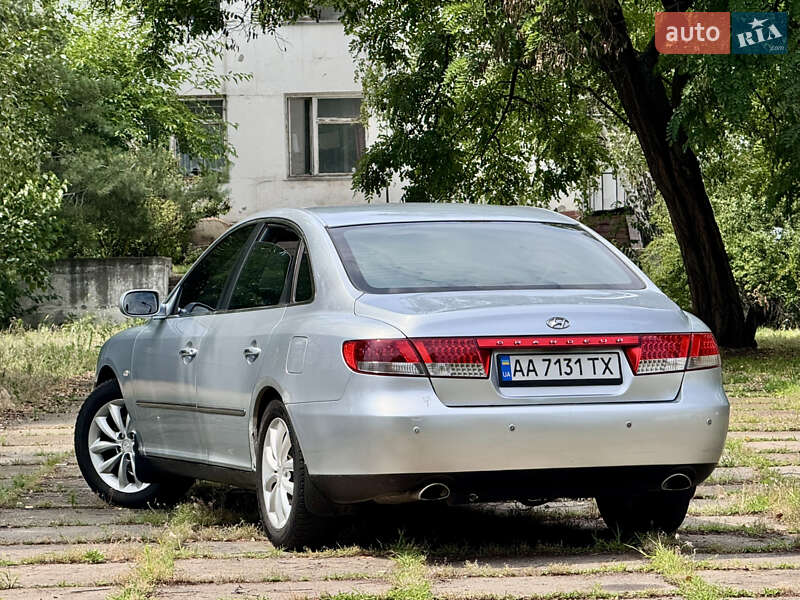 Седан Hyundai Grandeur 2006 в Києві