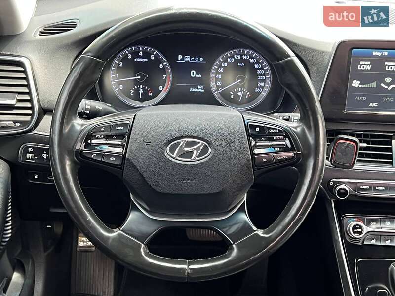 Седан Hyundai Grandeur 2017 в Києві