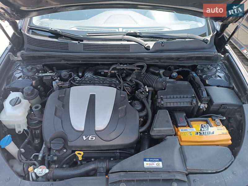 Седан Hyundai Grandeur 2012 в Білій Церкві