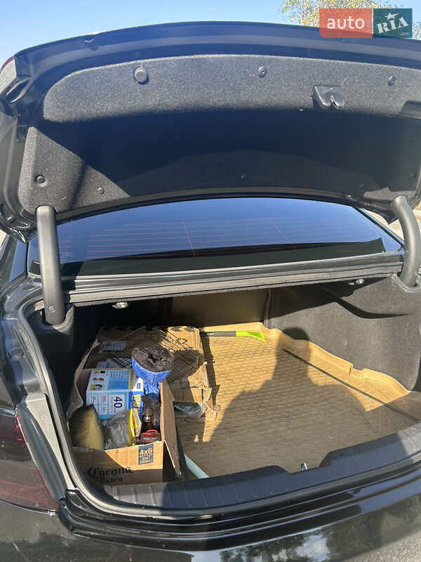 Седан Hyundai Grandeur 2012 в Днепре