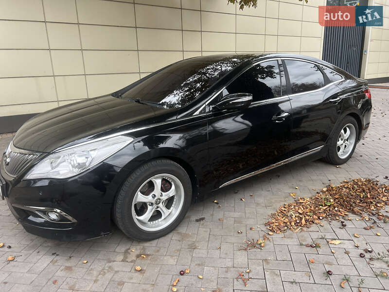 Седан Hyundai Grandeur 2015 в Одесі