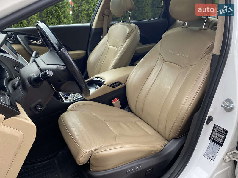 Седан Hyundai Grandeur 2013 в Киеве