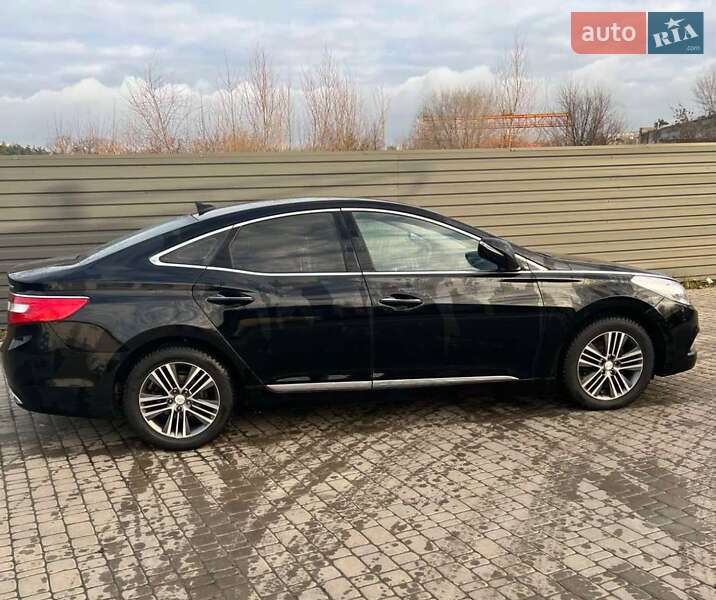 Hyundai Grandeur 2013