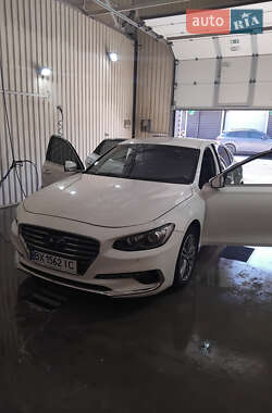 Седан Hyundai Grandeur 2017 в Шепетовке