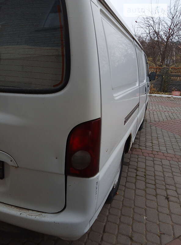 Грузовой фургон Hyundai H 100 1998 в Львове фото 5 Грузовой фургон Hyundai H 100 1998 в Львове