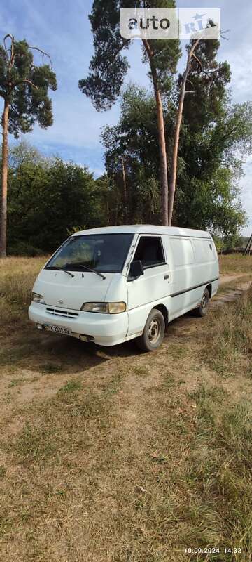 Мінівен Hyundai H 100 1996 в Радомишлі фото 2 Мінівен Hyundai H 100 1996 в Радомишлі